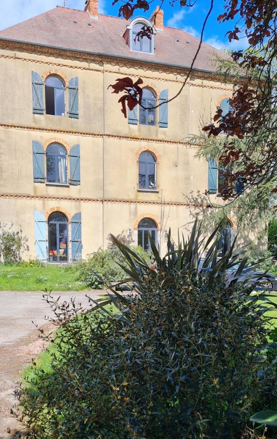 Manoir Du Haut Jusse Vezin-le-Coquet Exteriör bild